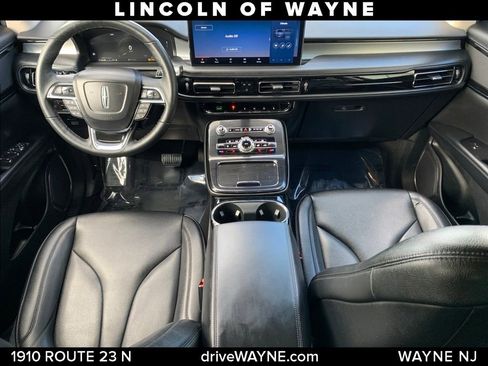 Certified 2022 Lincoln Nautilus AWD image 22