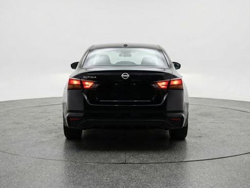 Used 2025 Nissan Altima 2.5 SV image 7