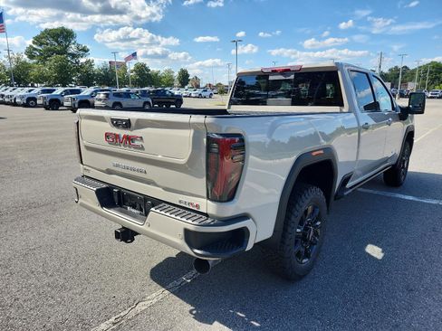 New 2026 GMC Sierra 2500 AT4 w/ AT4 Premium Plus Package image 3