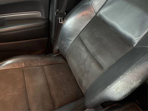 Used 2018 Dodge Durango GT image 32