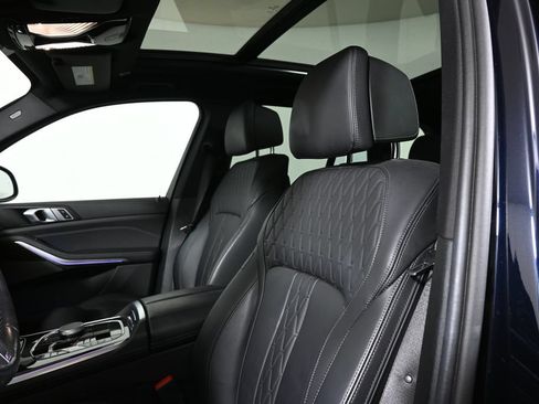 Used 2024 BMW X5 xDrive40i w/ M Sport Package AWD/4WD image 5