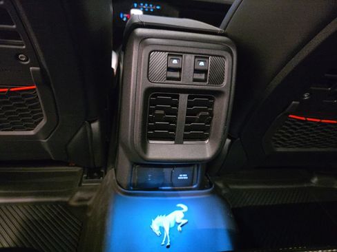 New 2026 Ford Bronco Raptor AWD/4WD image 33