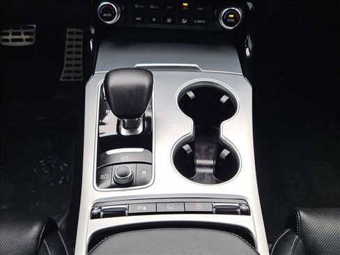 Used 2021 Kia Stinger GT2 image 14