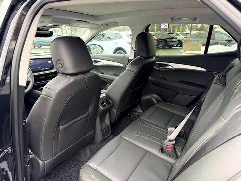 New 2026 Buick Envision Avenir image 8