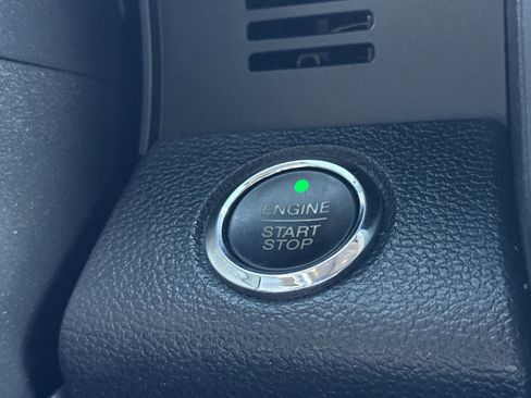 Used 2016 Ford F150 XLT image 33