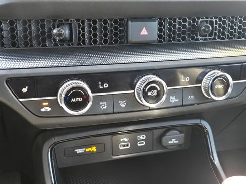 Used 2024 Honda CR-V Sport image 23