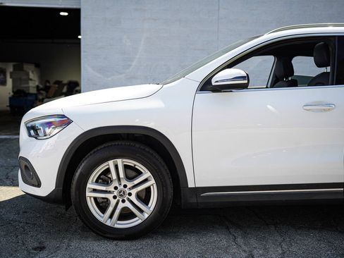 Used 2022 Mercedes-Benz GLA 250 4MATIC image 10
