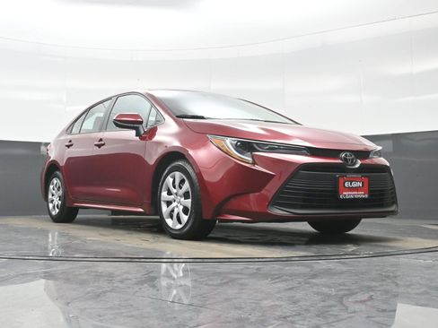 Used 2024 Toyota Corolla LE image 24