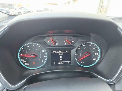 Used 2019 Chevrolet Equinox LS image 18