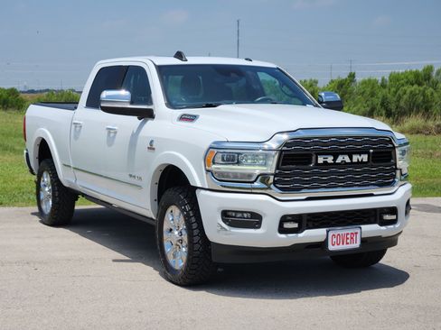Used 2020 RAM 2500 Limited AWD/4WD image 3