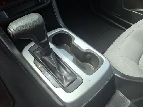 Used 2020 Chevrolet Colorado LT AWD/4WD image 19