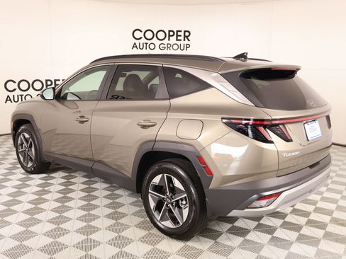 Certified 2025 Hyundai Tucson SEL AWD/4WD image 22