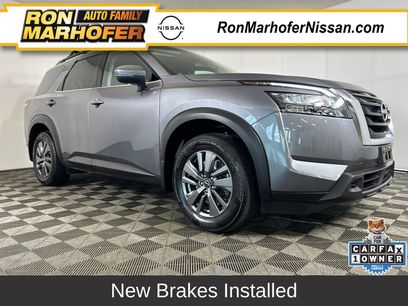 Used 2024 Nissan Pathfinder SV