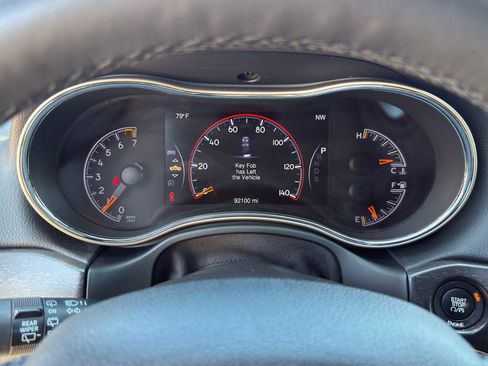 Used 2015 Jeep Grand Cherokee Limited w/ Luxury Group II AWD/4WD image 19
