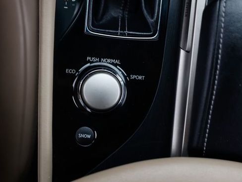 Used 2016 Lexus GS 200t 4dr Sedan RWD image 44