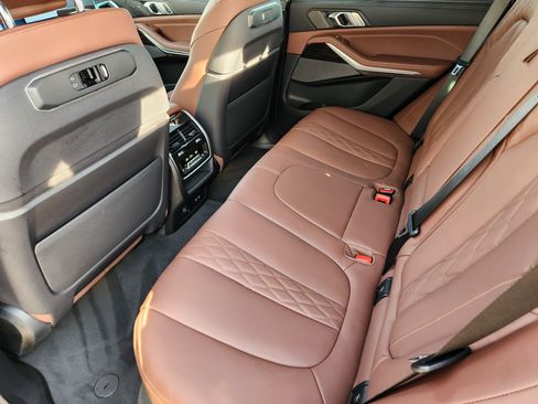 Used 2026 BMW X5 xDrive40i w/ M Sport Package AWD/4WD image 31