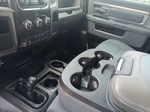 Used 2014 RAM 5500 Tradesman w/ Power & Remote Entry Group AWD/4WD image 22