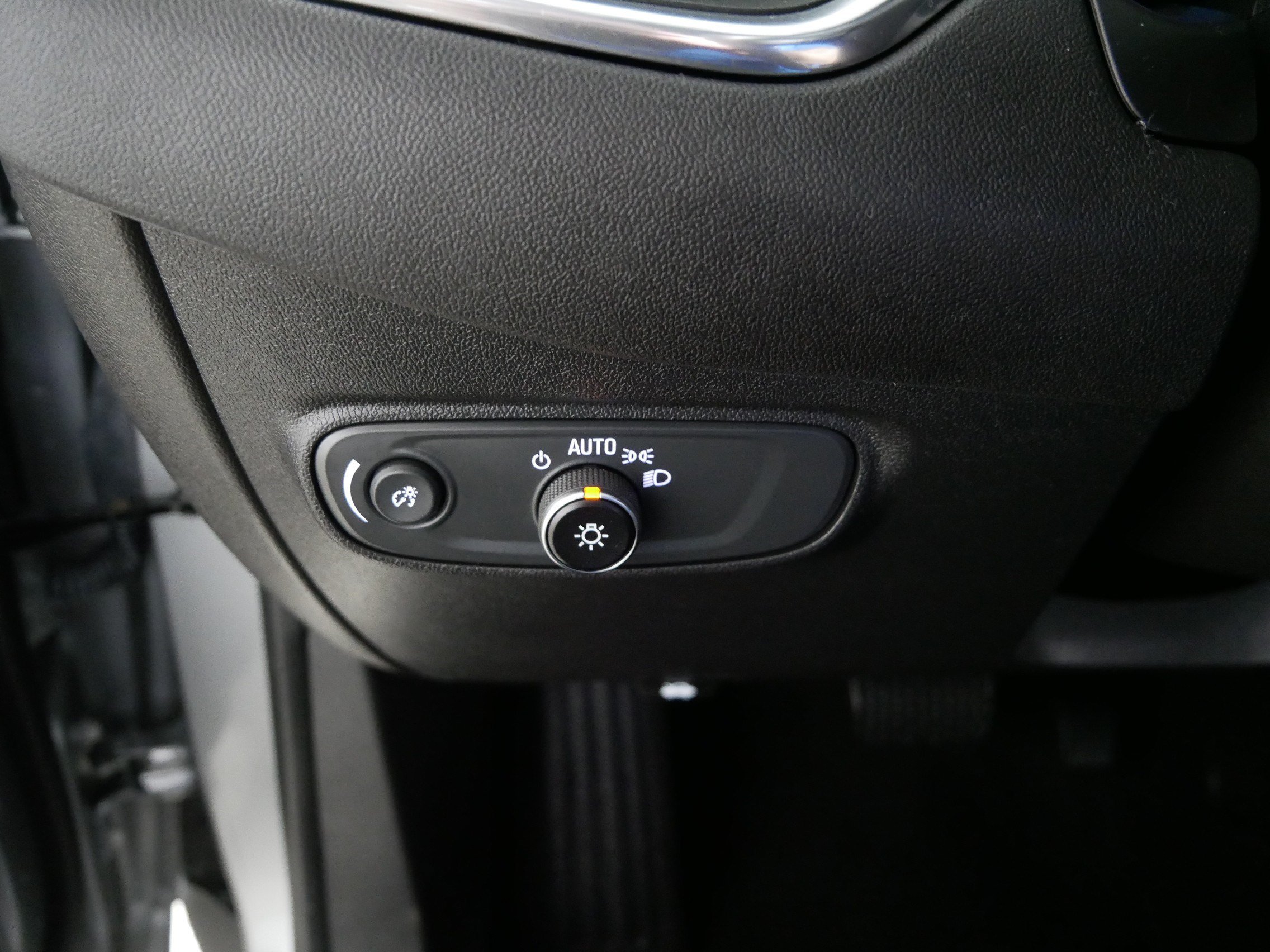 Used 2023 Chevrolet Equinox LT AWD/4WD image 26