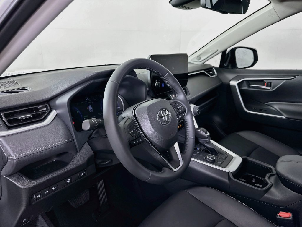 Certified 2025 Toyota RAV4 XLE Premium w/ Weather Package AWD/4WD image 9