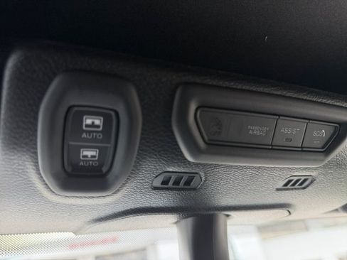 Used 2023 Jeep Wrangler Unlimited Sahara AWD/4WD image 28
