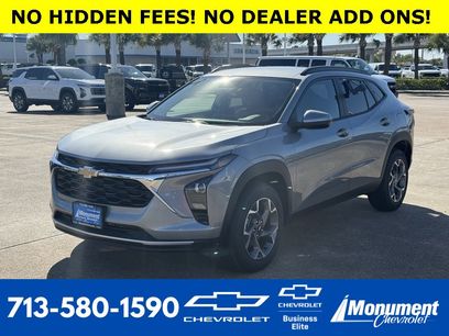 New 2025 Chevrolet Trax LT w/ Driver Confidence Package