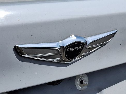 Used 2021 Genesis G70 3.3T AWD/4WD image 30