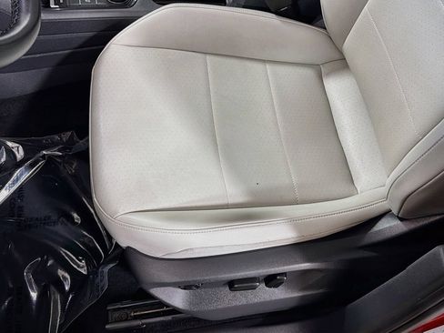 Used 2018 Volkswagen Tiguan SEL AWD/4WD image 20