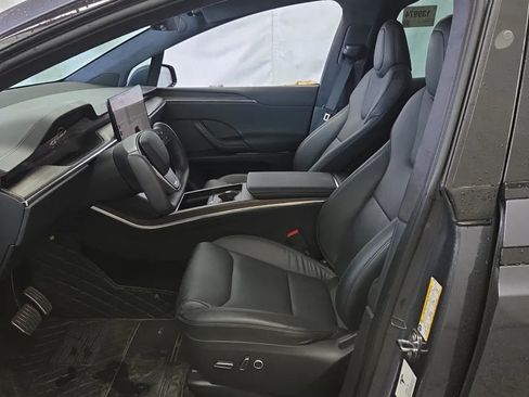 Used 2023 Tesla Model X AWD/4WD image 5