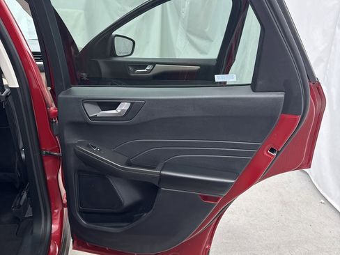 Used 2021 Ford Escape SEL image 34