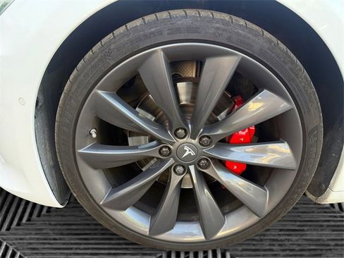Used 2016 Tesla Model S P90D image 31