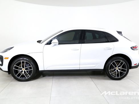 Used 2024 Porsche Macan w/ Premium Plus Package AWD/4WD image 5