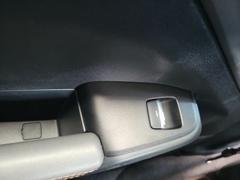 Certified 2024 Subaru Crosstrek 2.5i Limited AWD/4WD image 12
