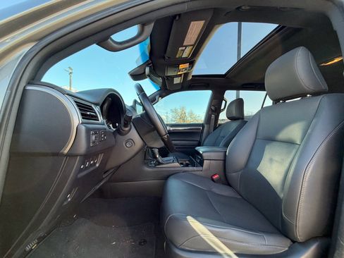 Used 2022 Lexus GX 460 Premium image 9