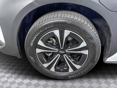 Used 2023 Subaru Solterra AWD image 33