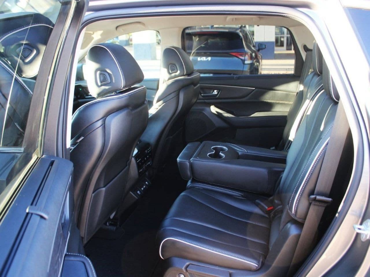 Used 2023 Acura MDX w/ Advance Package AWD/4WD image 8