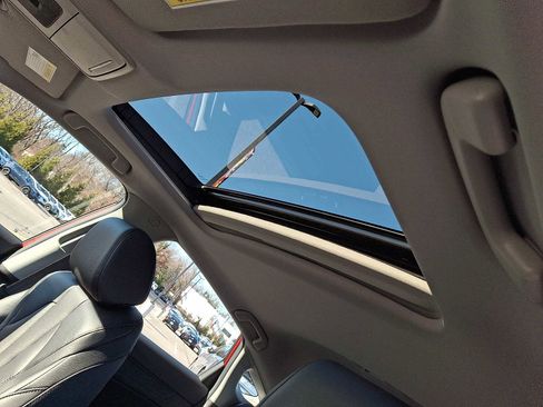 Used 2025 Acura Integra image 14