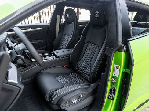 Used 2024 Lamborghini Urus S image 26