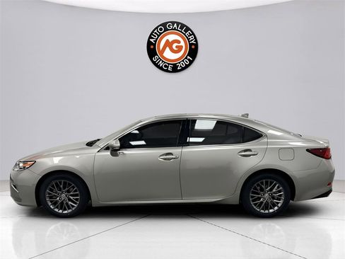 Used 2018 Lexus ES 350 image 4