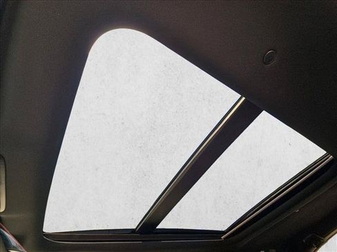 Used 2025 Honda Pilot Black Edition image 19