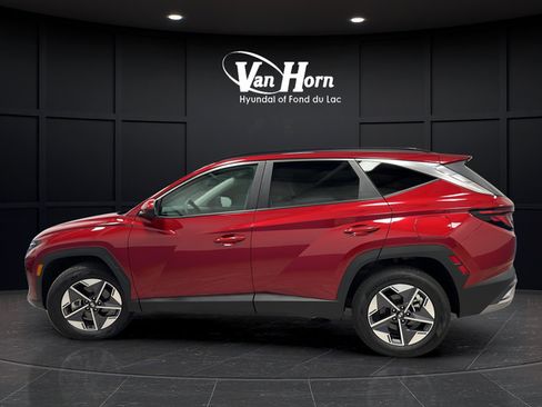 Used 2025 Hyundai Tucson SEL AWD/4WD image 4