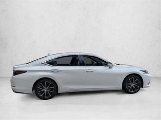 Used 2024 Lexus ES 350 w/ Premium Package FWD video 4