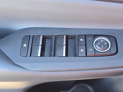 Used 2024 Toyota Prius XLE AWD/4WD image 59