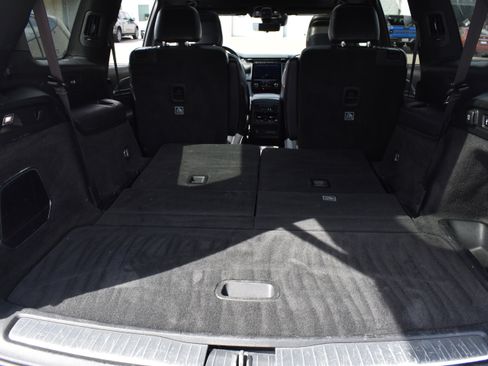 Used 2021 Jeep Grand Cherokee L Overland w/ Luxury Tech Group IV image 35