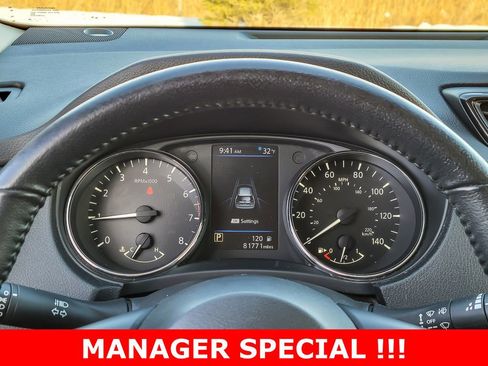 Used 2019 Nissan Rogue S w/ Special Edition Package image 18