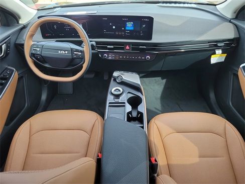 New 2025 Kia EV6 Wind image 14