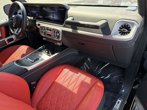 Used 2025 Mercedes-Benz G 580 w/ EQ Technology image 13