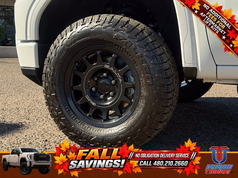 Used 2025 GMC Sierra 1500 AT4 w/ AT4 Premium Package AWD/4WD image 12