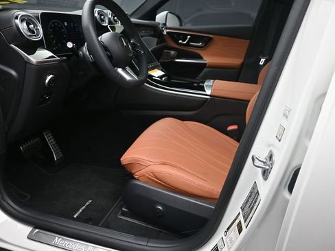 Used 2026 Mercedes-Benz GLC 300 image 17