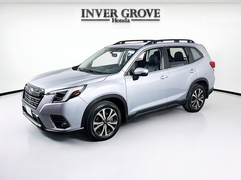 Used 2024 Subaru Forester Limited AWD/4WD image 1