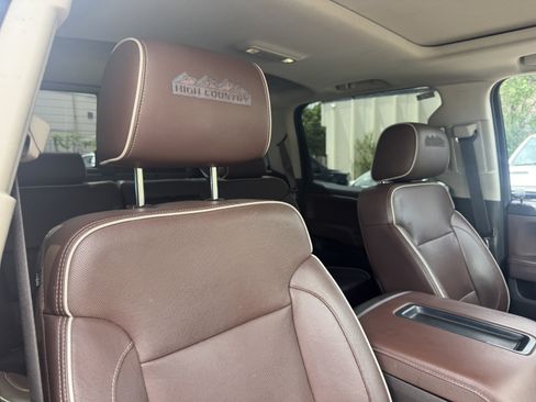 Used 2014 Chevrolet Silverado 1500 High Country w/ High Country Premium Package AWD/4WD image 28